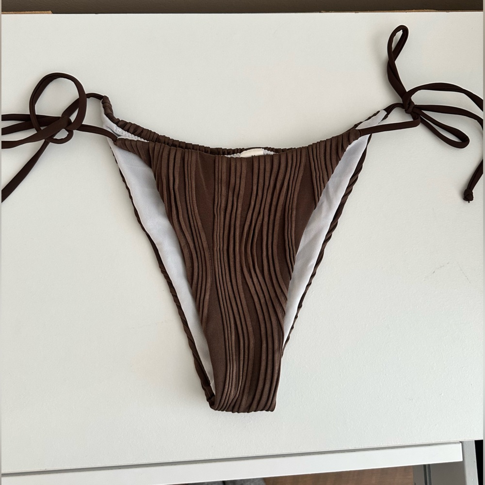 SHEIN Brown Textured Ribbed Triangle Bikini - Picture 5 of 8